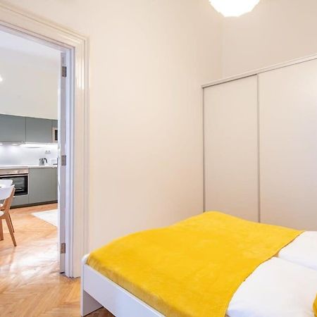 Quiet Comfort - Central Buda Βουδαπέστη Εξωτερικό φωτογραφία